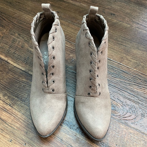 Coconuts by Matisse Bamba slip on booties - Picture 7 of 8